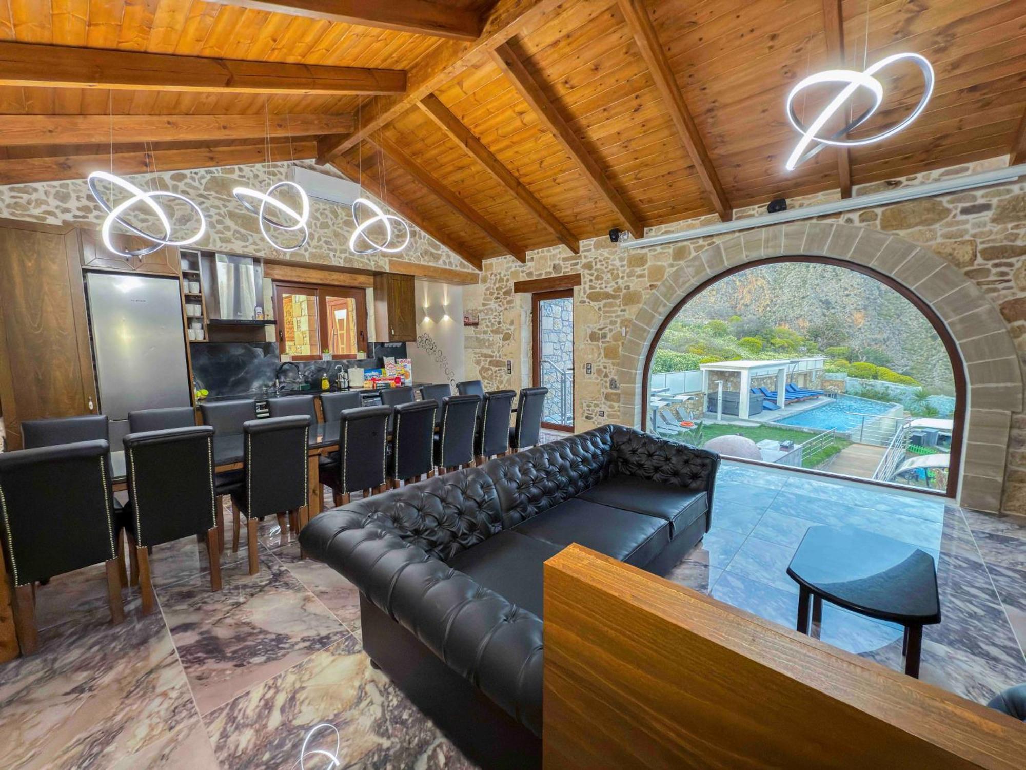 Heated Private Ozone Salt Pool, Jacuzzi, Cinema Inside & Outside, Ping Pong, Billiard, Ps5, Playground, Giant Chess, Giant Monopoly, Table Football, 3X Surround Sound - Villa Rokka Luxe Kíssamos Zewnętrze zdjęcie