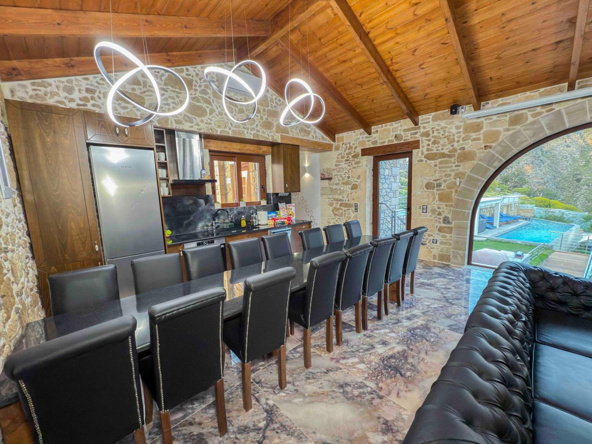 Heated Private Ozone Salt Pool, Jacuzzi, Cinema Inside & Outside, Ping Pong, Billiard, Ps5, Playground, Giant Chess, Giant Monopoly, Table Football, 3X Surround Sound - Villa Rokka Luxe Kíssamos Zewnętrze zdjęcie